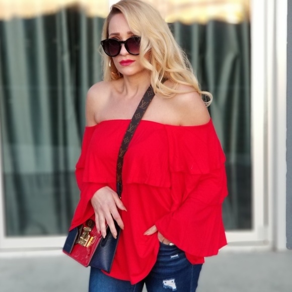 OFF SHOULDER RED TOP BY JOY HAN - Picture 4 of 4